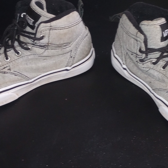 Vans 721356 Kids Hi-Top Basketball Shoes Gray Size 1.5Y - Picture 4 of 8